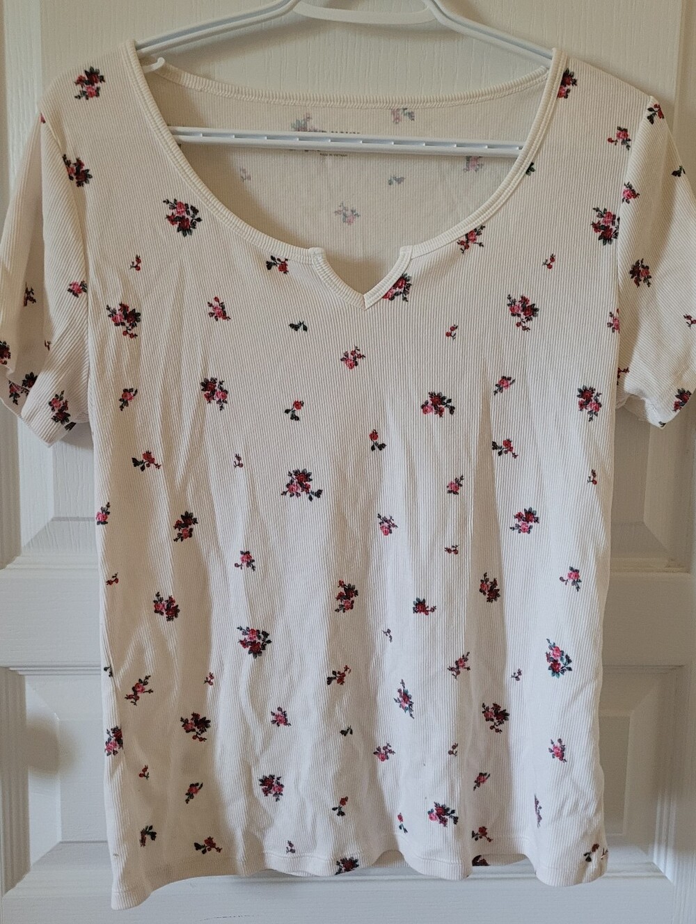 Old Navy Floral Tshirt